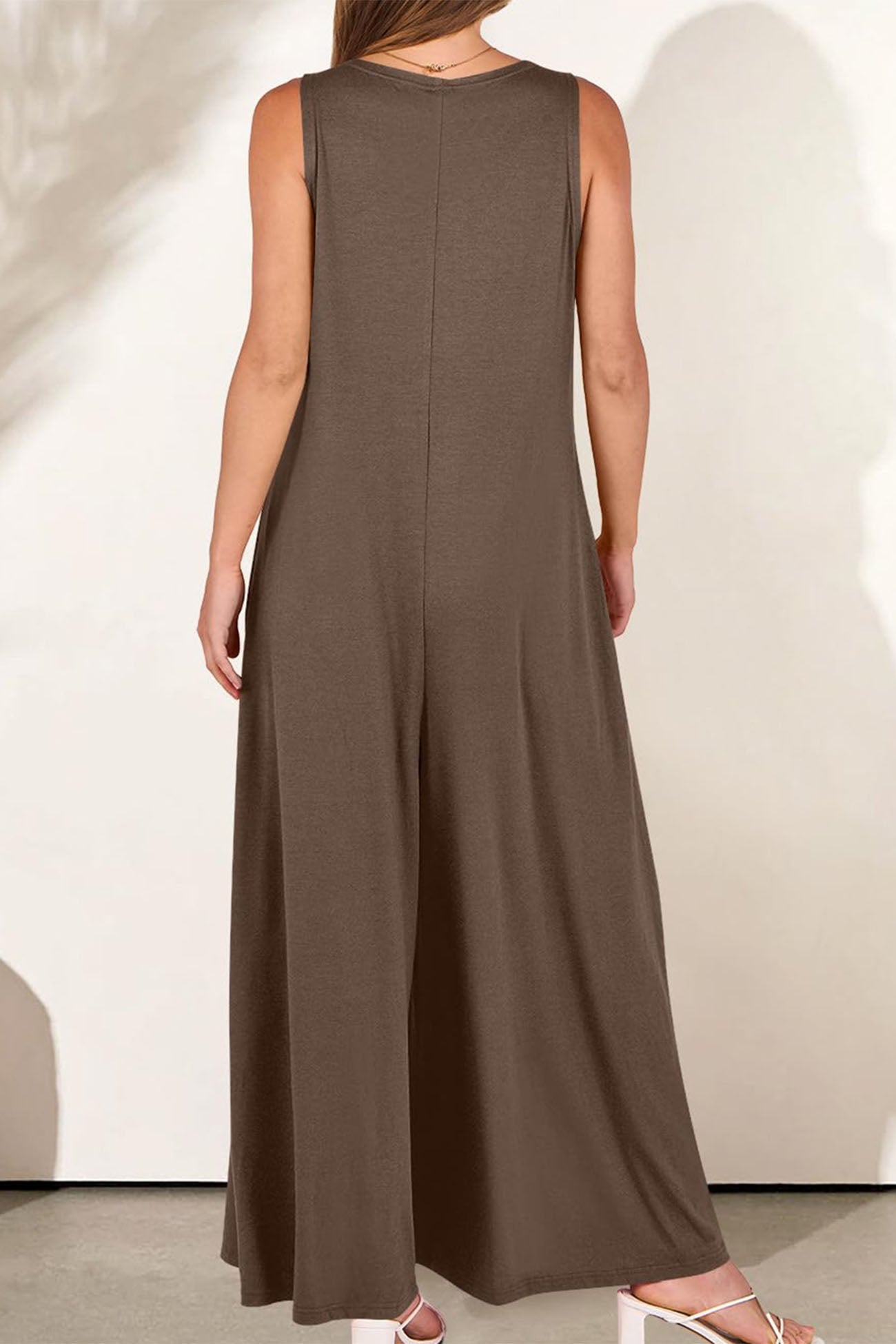 LD | Effen jumpsuits met wijde pijpen en V-hals